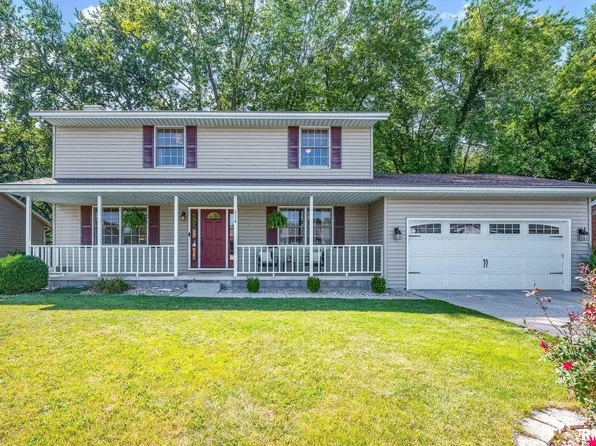 114 Oakmoor Dr, East Peoria, IL 61611