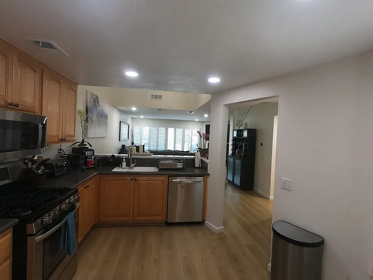 26465 Portola — Photo 8
