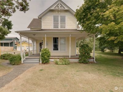 748 State Route 101, Chinook, WA, 98614