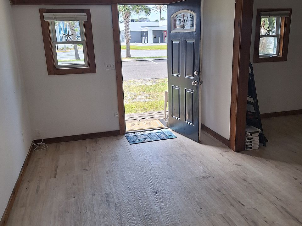 Front entrance into Great Room