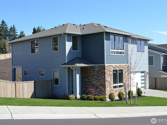2nd image of 3807 95th Avenue E