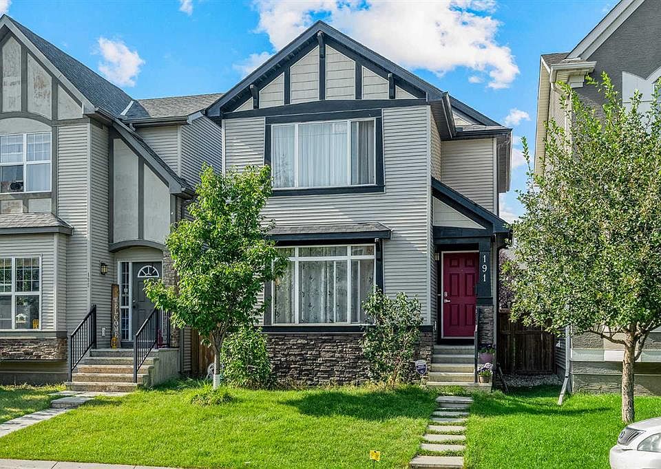 1st image of 191 Cranford Cres SE