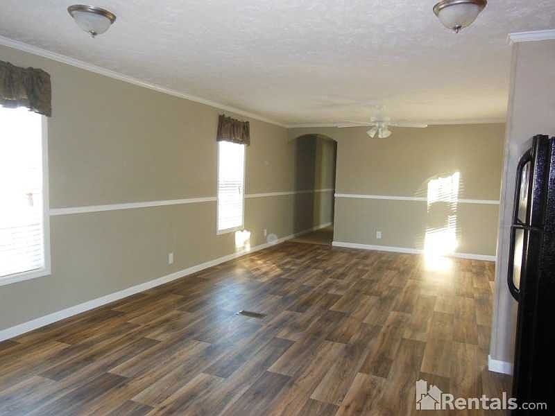 2nd image of 5517 Cascade Rd