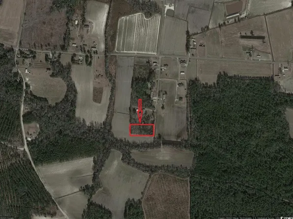 3356 Dossie Rd., Loris, SC 29569