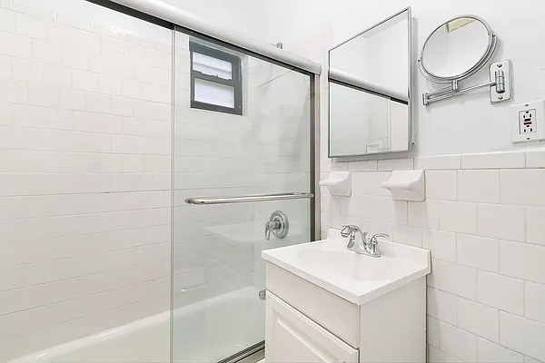 Rented by Compass | media 4