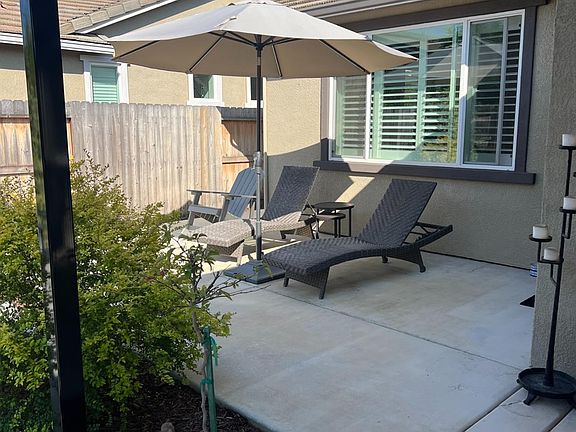 5th image of 720 Riley Way