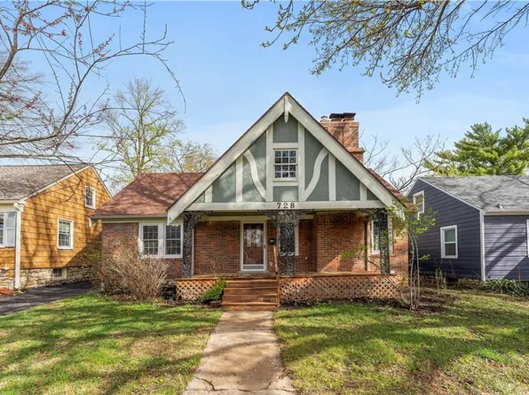 728 E Gregory Blvd, Kansas City, MO 64131