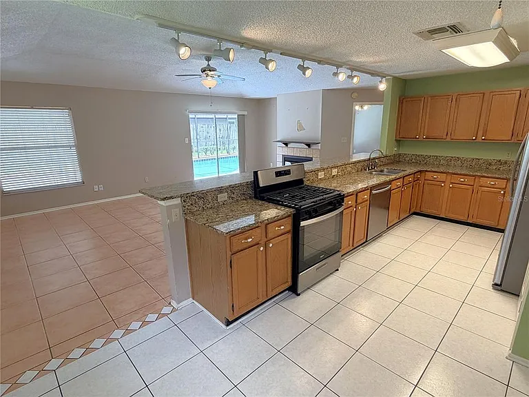 309 Buttonwood Dr — Photo 16
