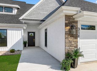 314 Willow St, Pardeeville, WI 53954