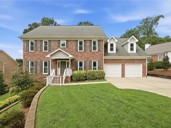 2903 Beckworth Ct, Jamestown, NC 27282