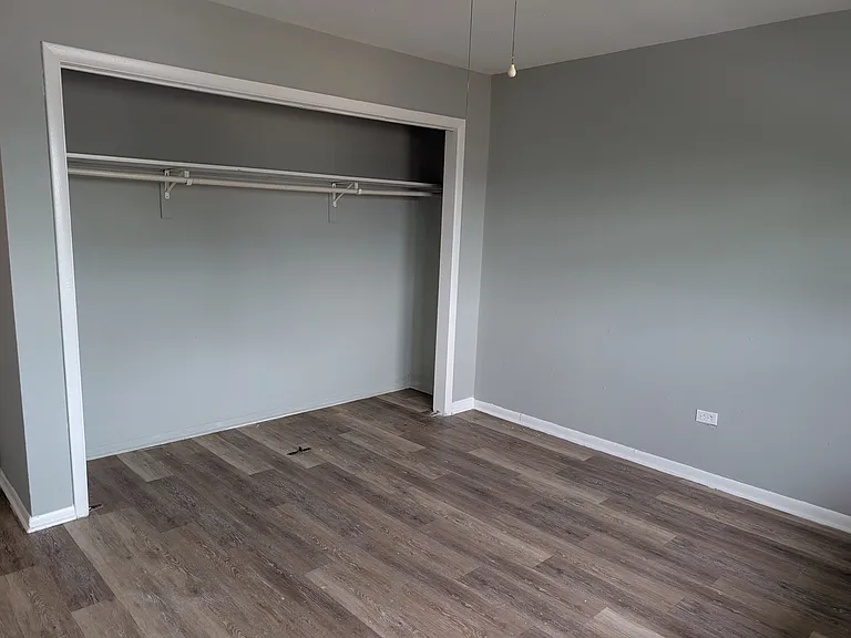 524 N Green Oaks Ct #10 — Photo 5