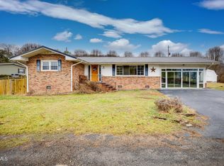 433 Ball Orchard Private Dr, Kingsport, TN 37660