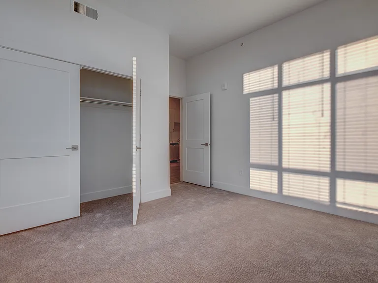 The Pointe at West Point — Photo 21
