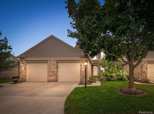 4081 Hunters Cir E, Canton, MI 48188