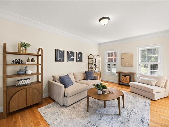 5th image of 59 Highland Ave
