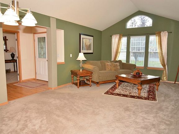4th image of 11115 63rd Ave NW