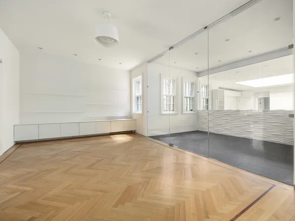 178 East 73rd Street image 11 of 14