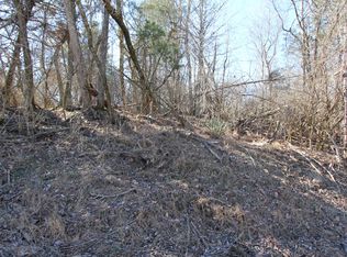 13&14 Beaver Lake Rd, Lawrenceburg, KY 40342