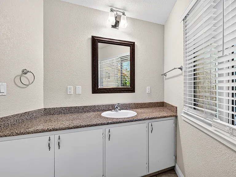 2628 Superior Dr — Photo 39