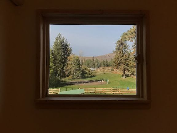 Livingroom Window