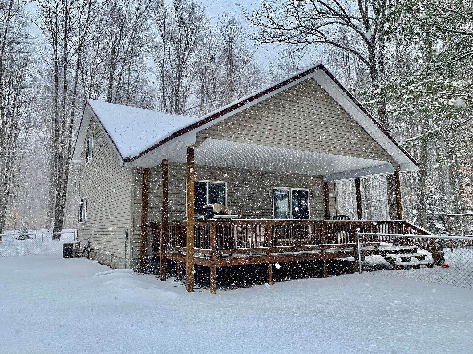 1880 N Woodland Trl, Curran, MI 48728 | Zillow