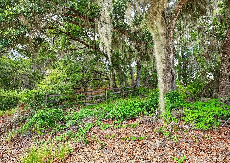 2nd image of MALAUKA LOOP LOT 17