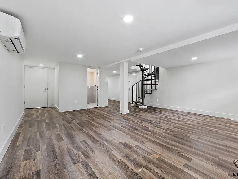 610 Maple St #1B — Photo 7