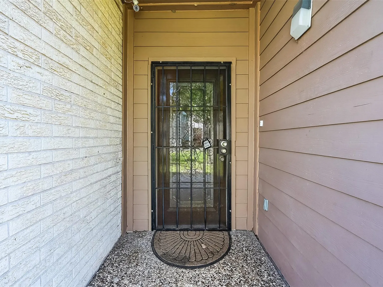 3 bed, 3.5 bath, 2962 sqft, $2,495 — Photo 2