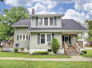 702 N Cedar St, Auburn, IN 46706