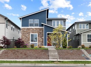 32924 SE Cottonwood St, Black Diamond, WA 98010