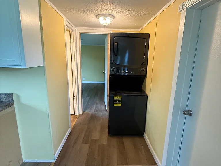 2020 W Barr Rd — Photo 17