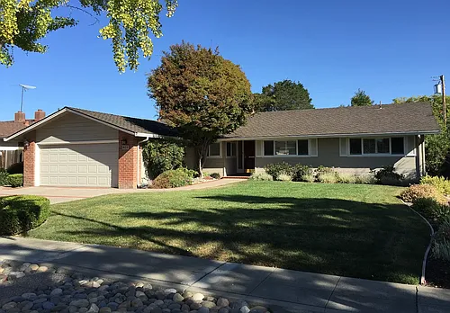 823 Helena Dr Photo 1
