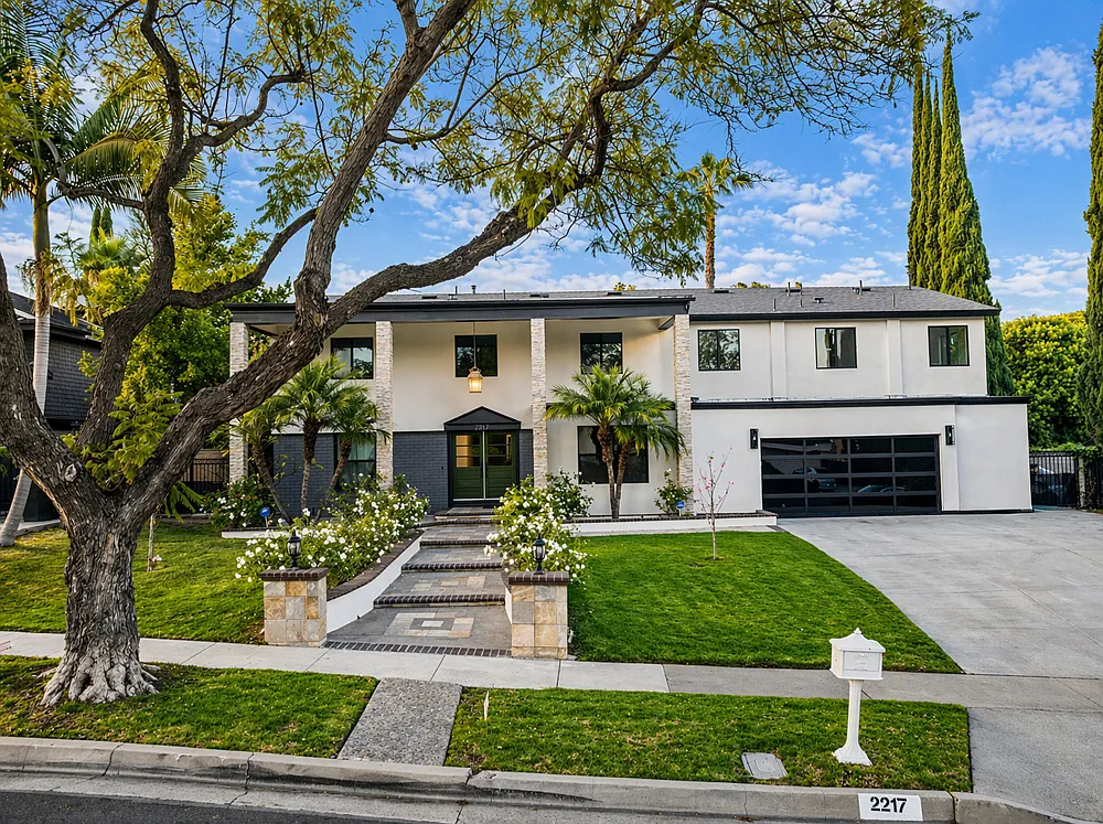Building Photo - 2217 Loma Verde Dr #1