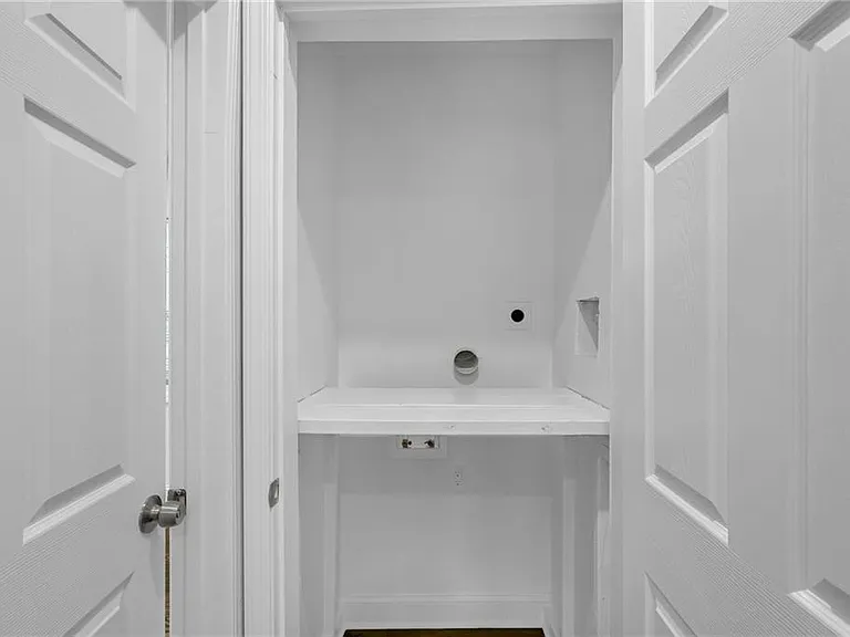 317 Stokes Ave SE — Photo 29