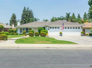 10418 Attleboro Ave, Bakersfield, CA 93311