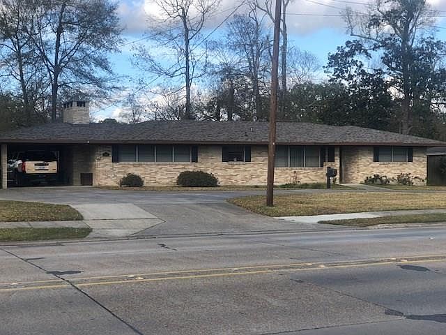 1st image of 3804 Maplewood Dr