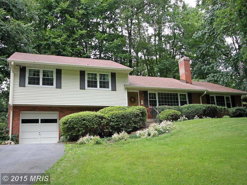 1st image of 3804 Hillcrest Ln
