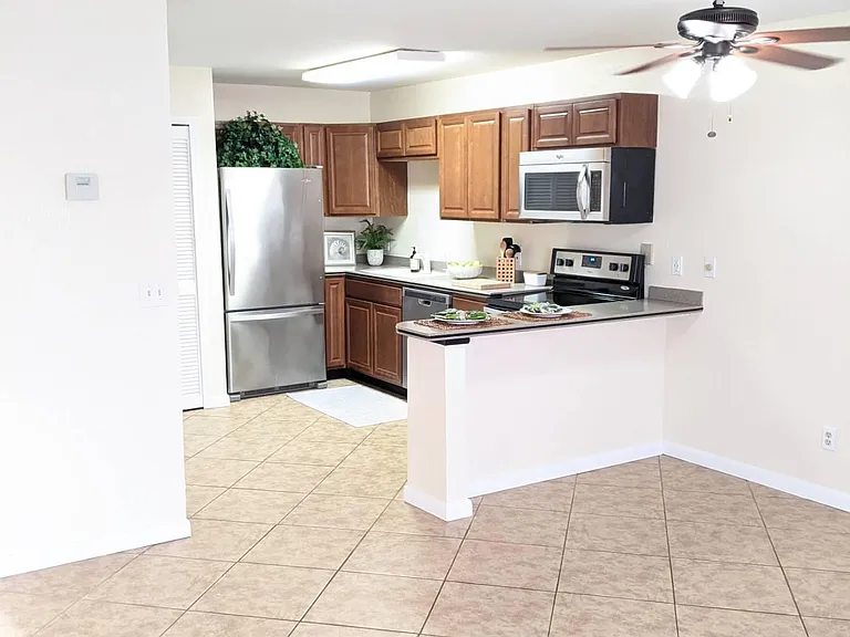 4513 SW 8th Ct #114 — Photo 4