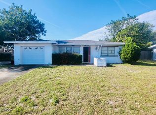 810 Edwards St NE, Palm Bay, FL 32905