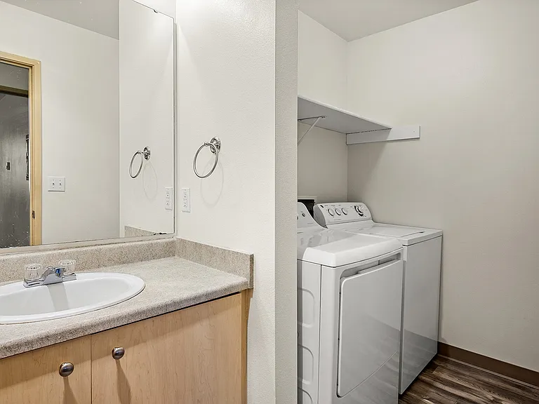 Mill Pond Apartments — Photo 16