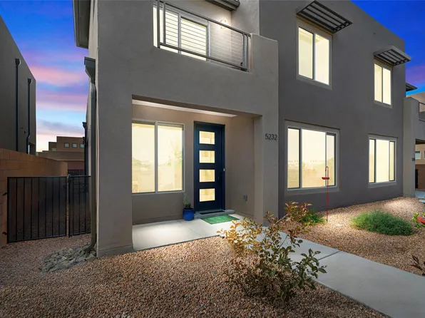 5232 Gold Hill Ln, Santa Fe, NM 87507