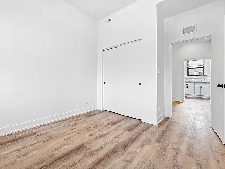 2203 N Hamilton Ave #305 — Photo 15