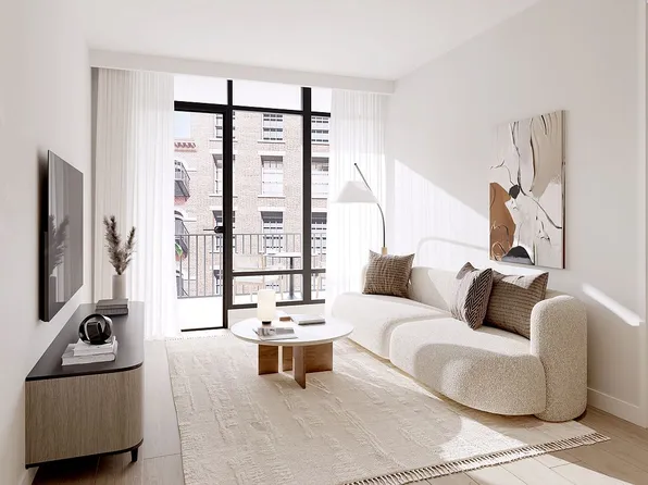 31-19 29th St #2C, Astoria, NY 11106