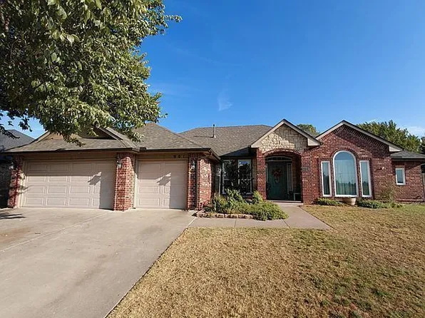 901 Driver Ln, Edmond, OK 73025