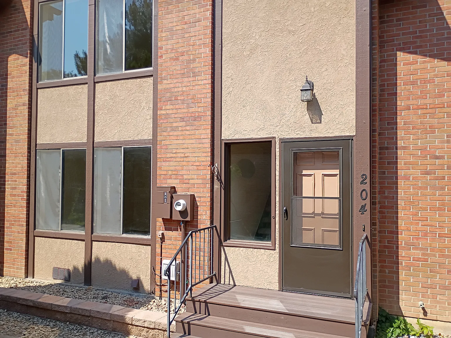 2 bed, 1582 sqft, $2,050 — Photo 1