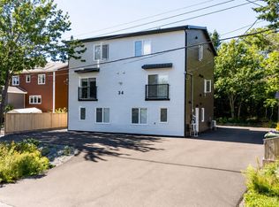 34 McIntosh St, Halifax, NS B3R 1G8