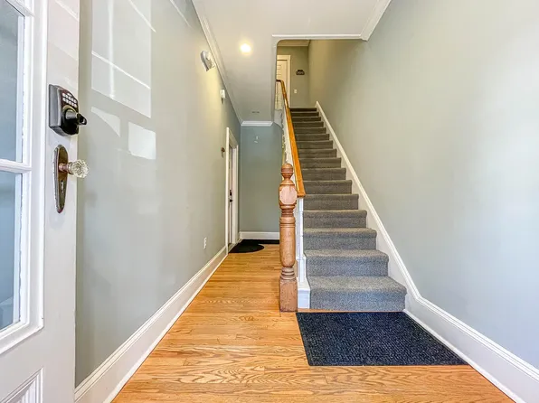 3 Grant St #2, Portland, ME 04101