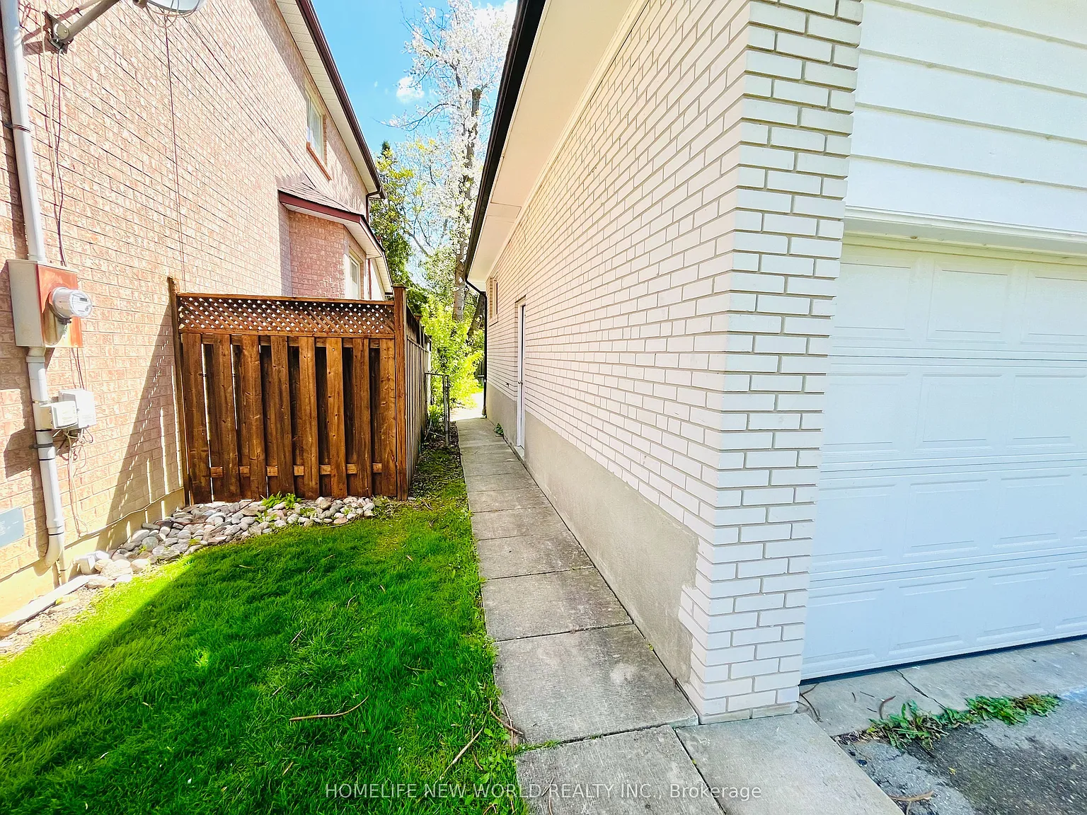 3 bed, $2,400 — Photo 3