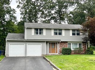 26 Florence Cir, Medway, MA 02053