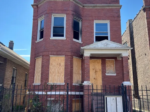 4205 W Cullerton St, Chicago, IL 60623